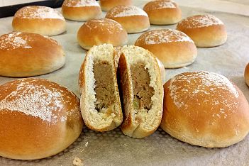 sve-stroji-rheon-snack-piroska-SL-6