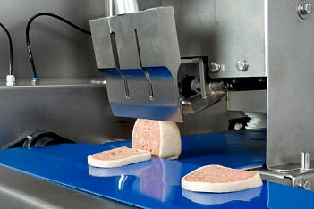 Ultrazvočni stroj za rezanje tort in različnih slaščic BAKON INLINE-11